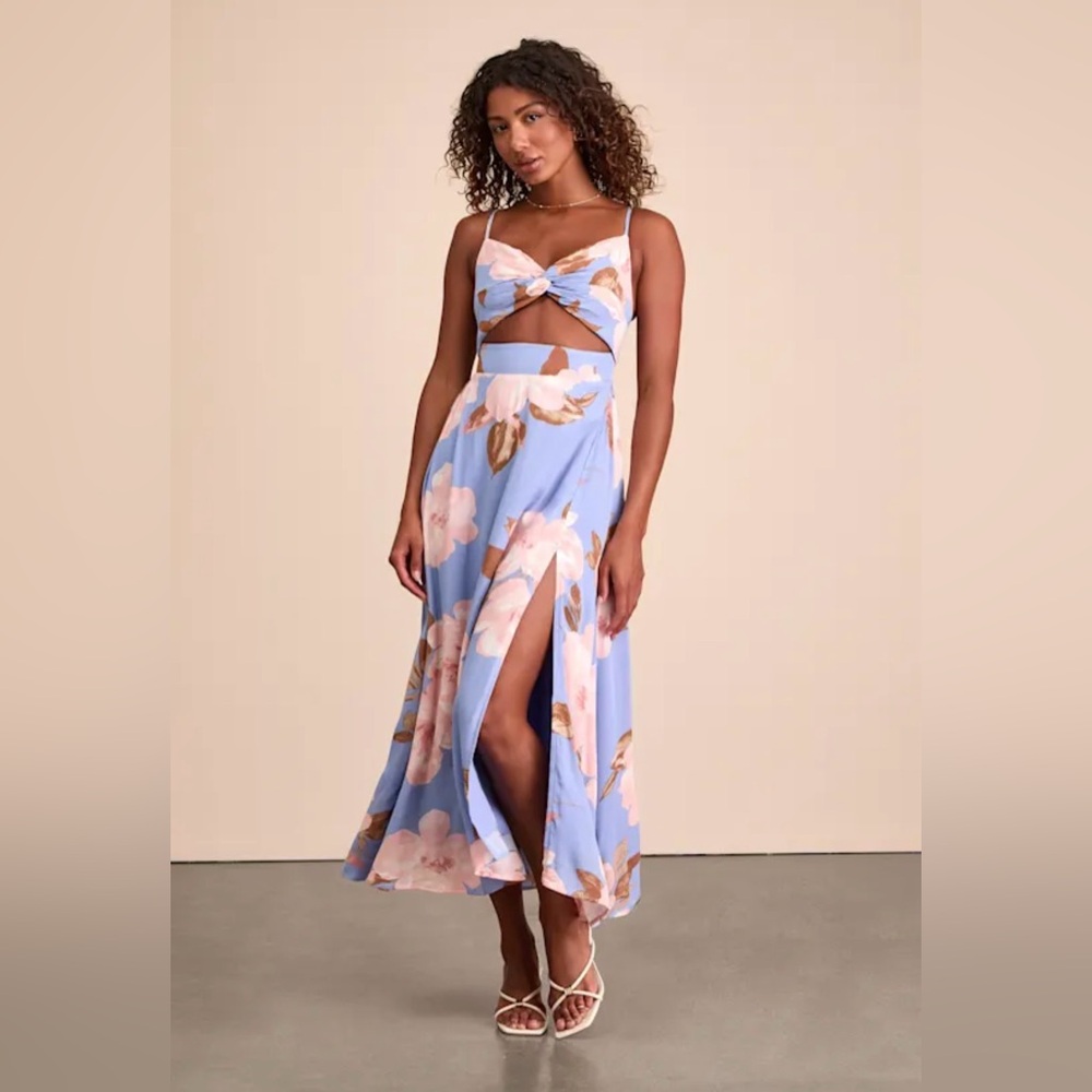 TAGS STILL ON! Lulus Tropical Blooms Light Blue Floral Tie-Back Cutout Dress